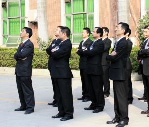 老子有钱官网·(中国区)官方网站的管理层